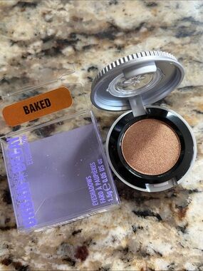 🖤Urban Decay Baked Vintage Eyeshadow Rare💕💕
